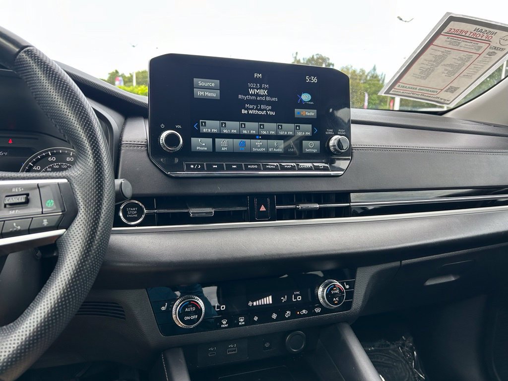Used 2024 Mitsubishi Outlander SE AWD/4WD image 31