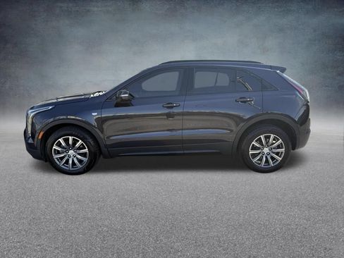 Used 2022 Cadillac XT4 Sport w/ Enhanced Visibility Package FWD image 2