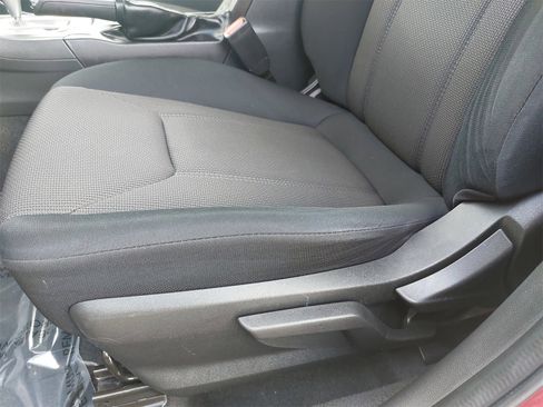 Used 2019 Subaru Crosstrek 2.0i w/ Eyesight System image 27