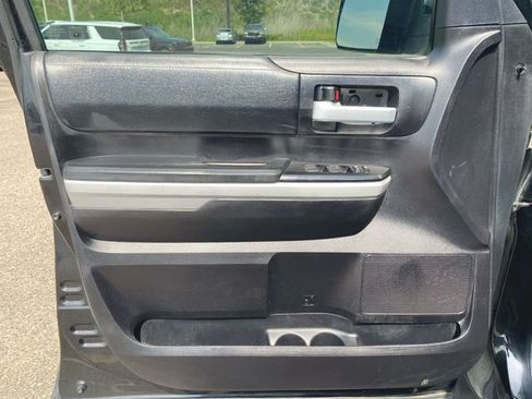 Used 2020 Toyota Tundra SR5 w/ SR5 Upgrade Package RWD image 19