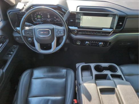 Used 2024 GMC Sierra 1500 SLT AWD/4WD image 29