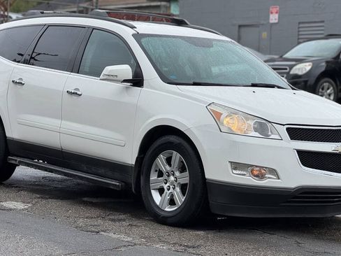 Used 2011 Chevrolet Traverse LT w/ LPO, 'HIT The Road' Package AWD/4WD image 2