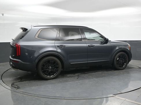Used 2022 Kia Telluride SX w/ SX Prestige Package AWD/4WD image 2