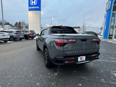 Used 2024 Hyundai Santa Cruz SEL image 6