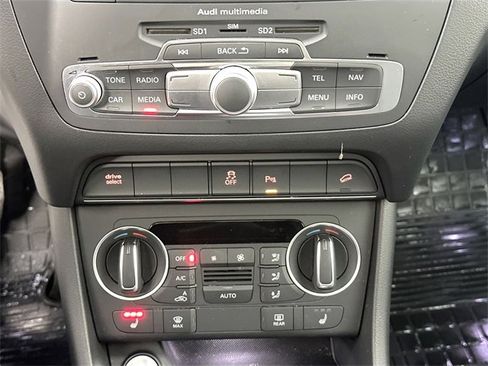 Used 2018 Audi Q3 2.0T Premium Plus w/ Premium Plus Package image 15