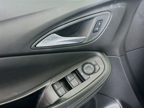 Used 2025 Buick Encore GX Preferred image 15