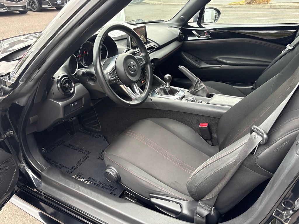 Used 2016 MAZDA MX-5 Miata Club w/ Brembo/BBS Package RWD image 13