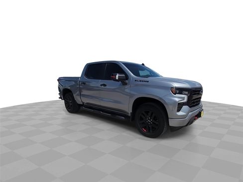 Used 2025 Chevrolet Silverado 1500 RST w/ Redline Edition AWD/4WD image 2