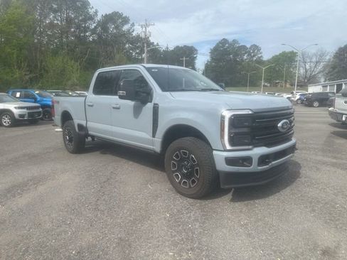 Used 2026 Ford F350 Platinum w/ FX4 Off-Road Package image 1