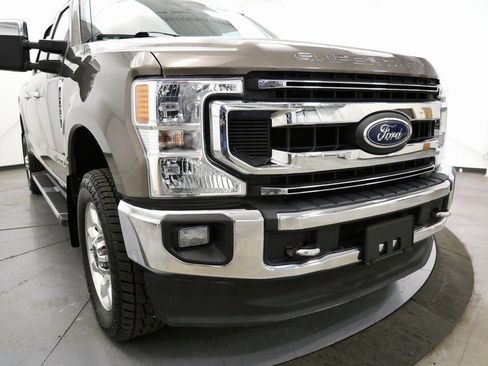 Used 2020 Ford F350 XLT w/ XLT Premium Package image 42