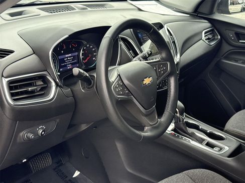 Used 2023 Chevrolet Equinox LT FWD image 8