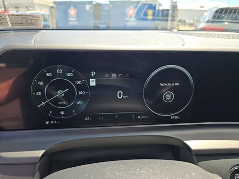 Used 2026 Kia Seltos SX w/ SX Sunroof Package AWD/4WD image 12