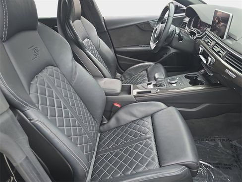 Used 2019 Audi S5 Premium Plus w/ Premium Plus image 12