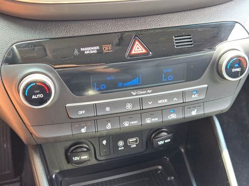 Used 2020 Hyundai Tucson Limited AWD/4WD image 28