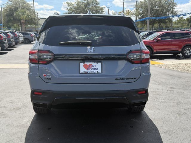 New 2026 Honda Pilot Black Edition image 5