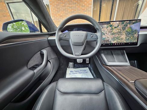 Used 2023 Tesla Model S AWD/4WD image 5