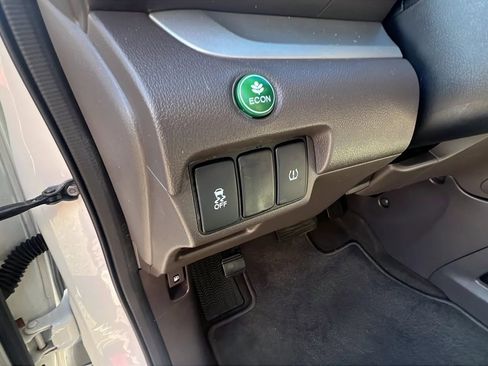 Used 2014 Honda CR-V EX image 26