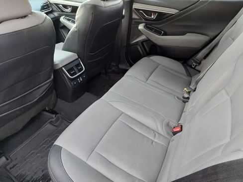 Used 2023 Subaru Outback Limited image 32