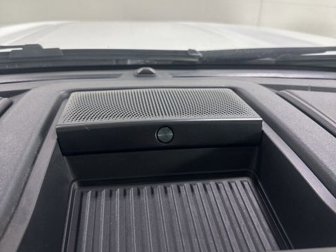 Used 2022 Ford F250 Lariat w/ Tremor Off-Road Package image 35