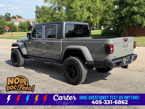 Used 2020 Jeep Gladiator Overland w/ LED Lighting Group AWD/4WD image 9