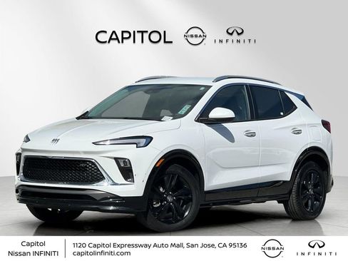 Used 2024 Buick Encore GX Sport Touring image 1