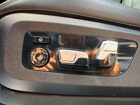 Used 2019 BMW X5 xDrive40i AWD/4WD image 18