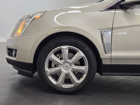 Used 2015 Cadillac SRX Premium w/ Driver Assist Package FWD image 5
