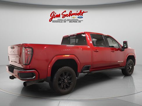 Used 2024 GMC Sierra 2500 AT4 w/ AT4 Premium Plus Package AWD/4WD image 6