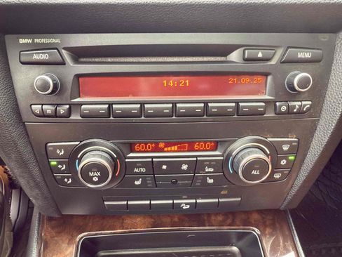 Used 2011 BMW 328i xDrive Coupe image 40