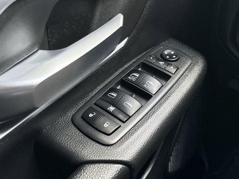 Used 2021 RAM 1500 Big Horn AWD/4WD image 30