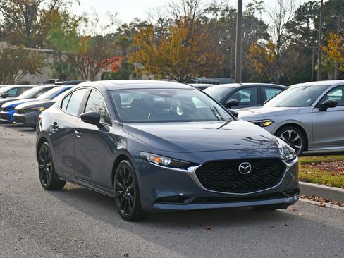 Used 2024 MAZDA MAZDA3 s image 6