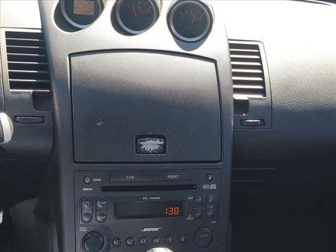 Used 2006 Nissan 350Z Touring image 13