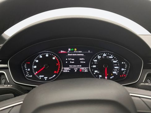 Used 2024 Audi A4 2.0T Premium image 9