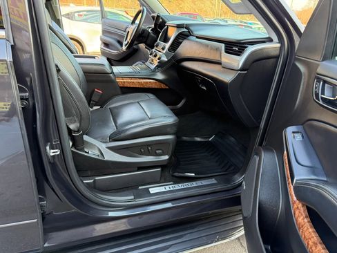 Used 2018 Chevrolet Tahoe Premier image 15