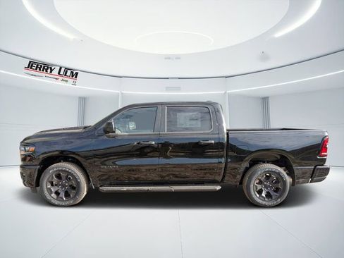 New 2026 RAM 1500 Express AWD/4WD image 6