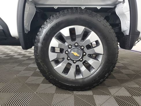 New 2026 Chevrolet Silverado 2500 Custom w/ Z71 Off-Road Package image 29