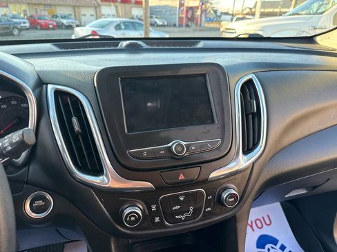 Used 2019 Chevrolet Equinox LT image 17