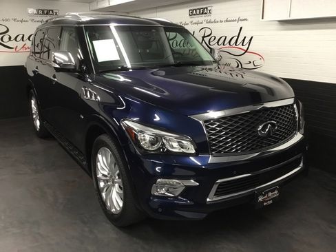 Used 2017 INFINITI QX80 4WD image 2
