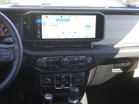 New 2026 Jeep Gladiator Sport image 14