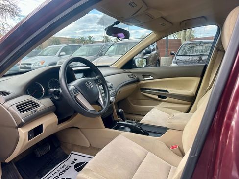 Used 2010 Honda Accord LX-P image 9