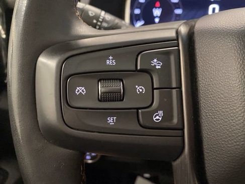 Used 2024 GMC Sierra 2500 AT4 w/ AT4 Preferred Package AWD/4WD image 32