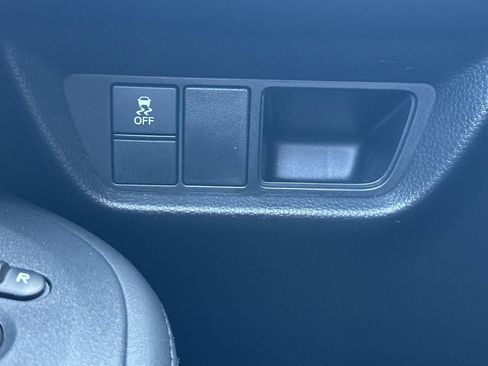 Used 2024 Honda HR-V LX image 32