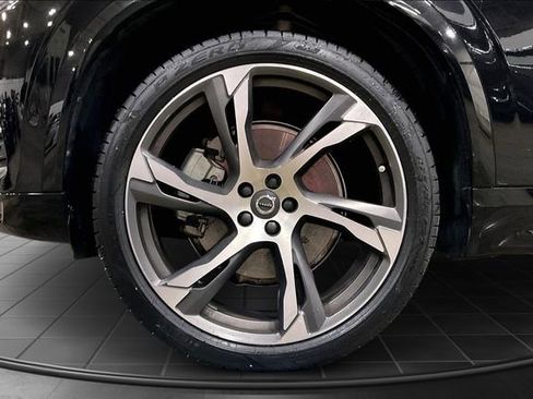 Certified 2023 Volvo XC90 B6 Ultimate w/ Lounge Package image 10