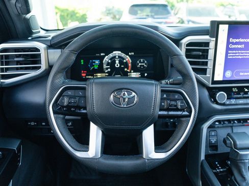 Used 2025 Toyota Tundra Platinum AWD/4WD image 14