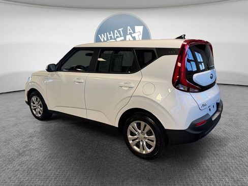 Certified 2021 Kia Soul LX FWD image 6