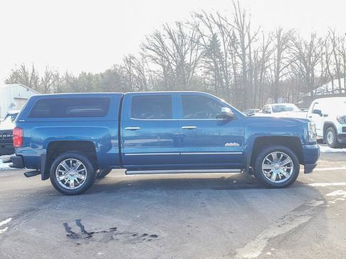Used 2018 Chevrolet Silverado 1500 High Country w/ High Desert Package image 4