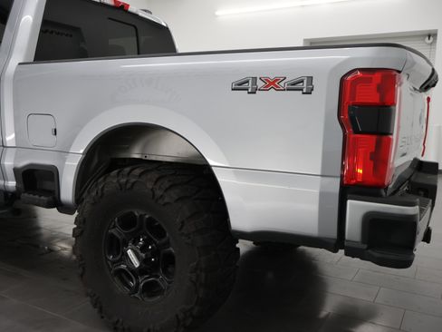 Used 2024 Ford F250 XL w/ STX Appearance Package AWD/4WD image 34