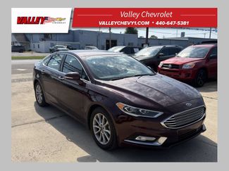 Used 2017 Ford Fusion SE w/ Fusion SE Technology Package FWD video 1