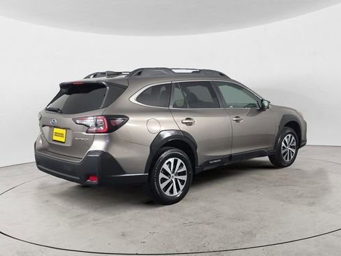 Certified 2024 Subaru Outback Premium AWD/4WD image 5