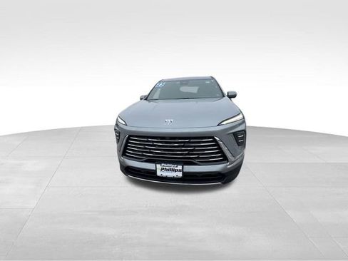 Certified 2025 Buick Enclave Preferred image 3